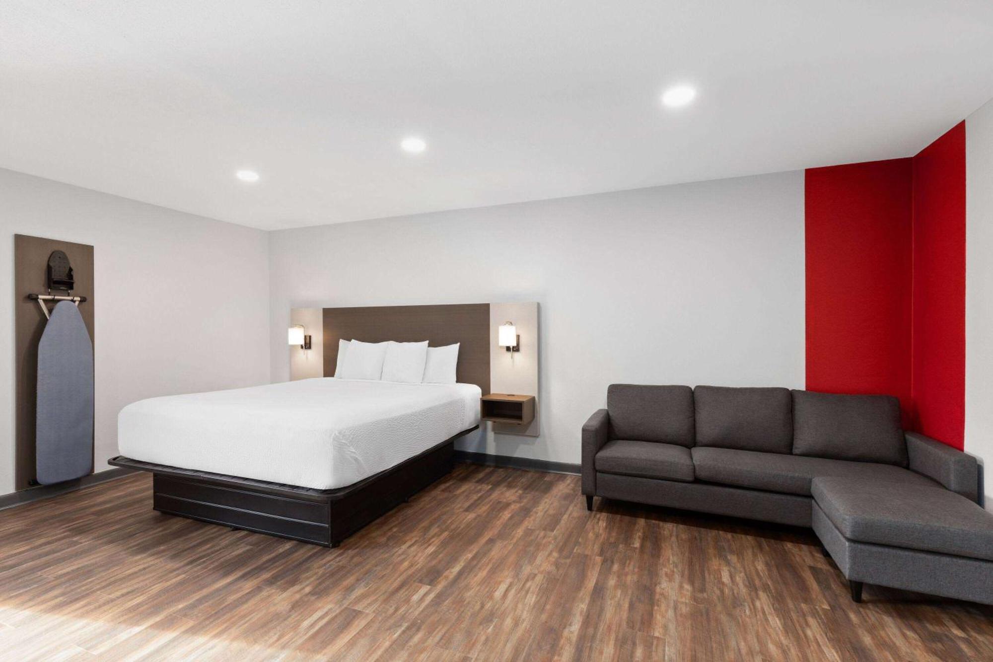 Hotel Ramada By Wyndham Bainbridge Exterior foto