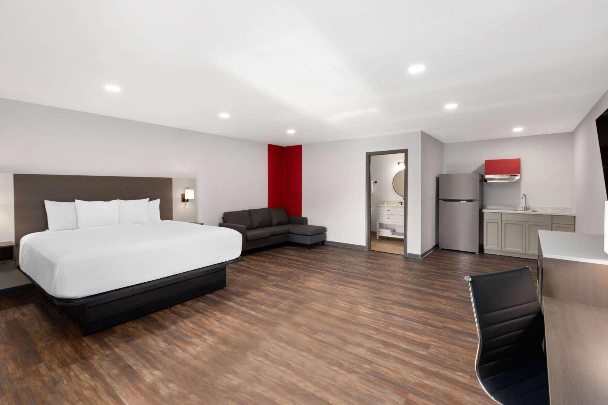 Hotel Ramada By Wyndham Bainbridge Exterior foto