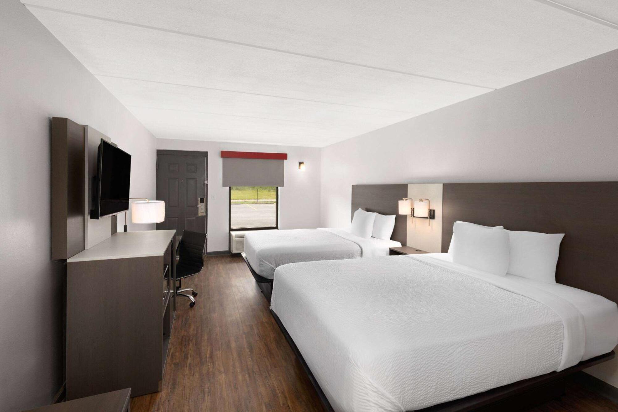 Hotel Ramada By Wyndham Bainbridge Exterior foto